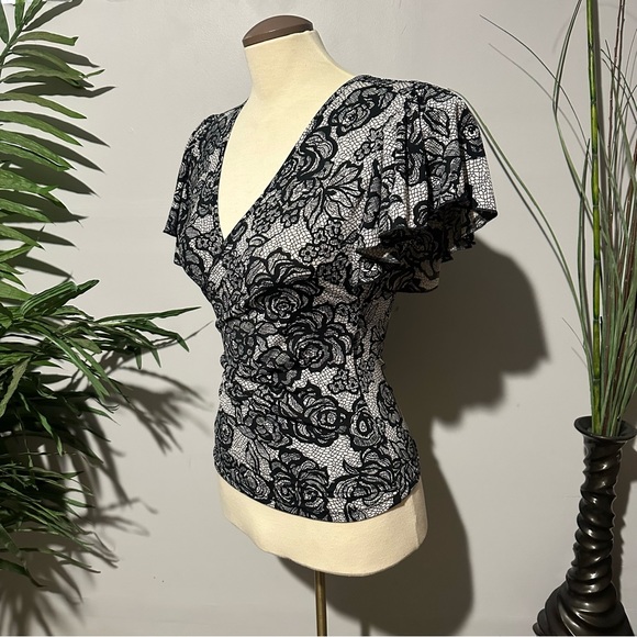 Beautiful top from ariella - Picture 3 of 3